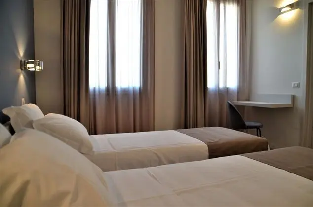 Standard Tek Büyük veya İki Ayrı Yataklı Oda