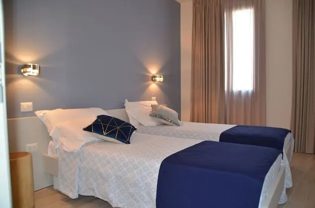 Standard Tek Büyük veya İki Ayrı Yataklı Oda