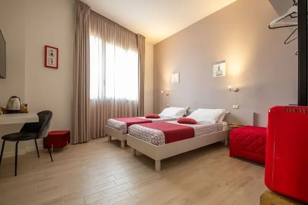 Standard Tek Büyük Yataklı Oda