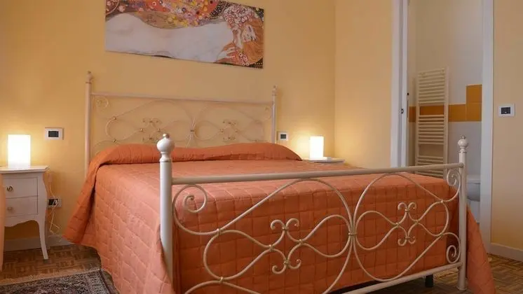 Tek Büyük Yataklı Oda (Calendula)