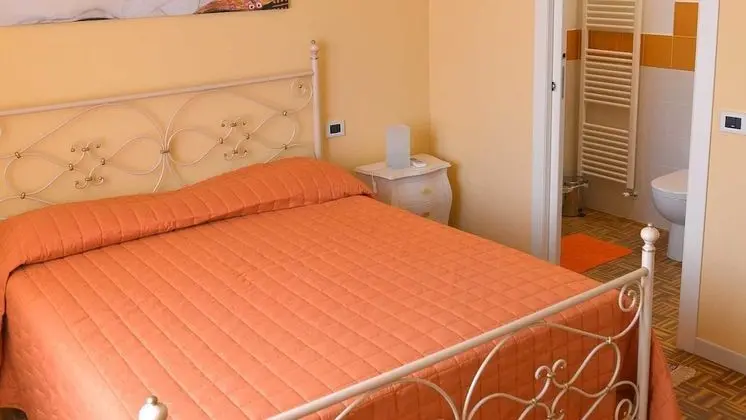 Tek Büyük Yataklı Oda (Calendula)