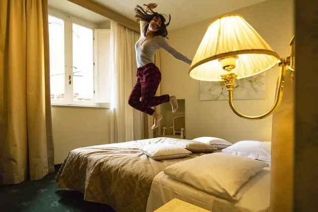 Superior Tek Büyük Yataklı Oda (Jetted Shower)