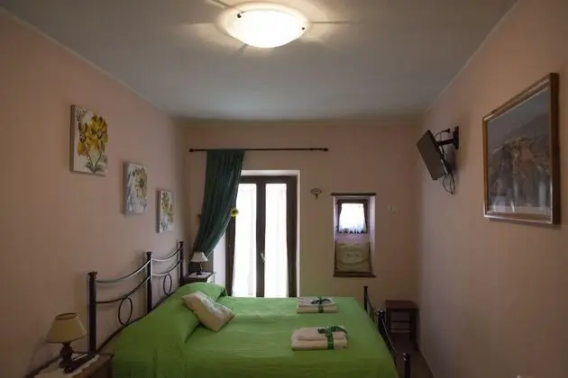 Tek Büyük veya İki Ayrı Yataklı Oda