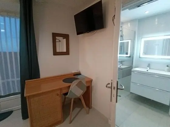 Comfort Süit, 2 Yatak Odası, Havuz Kullanımı, Zemin Kat