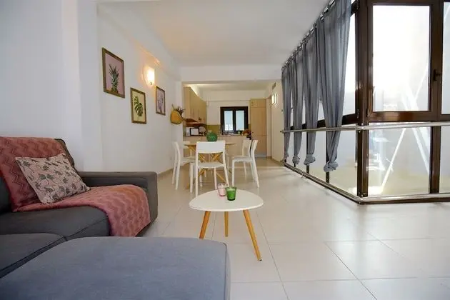 Apart Daire, 3 Yatak Odası, Mutfak (Remolars 3)