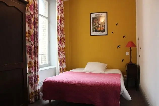 Classic Büyük Yataklı Tek Kişilik Oda