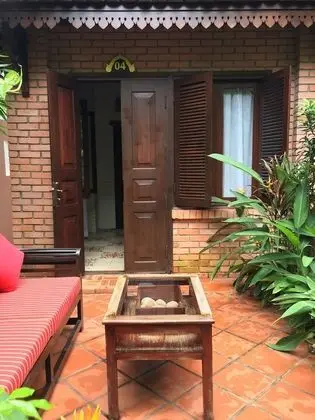 Süit, 1 Çift Kişilik Yatak ve Çekyat