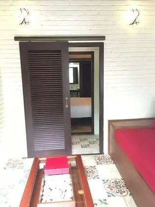 Süit, 1 Çift Kişilik Yatak ve Çekyat