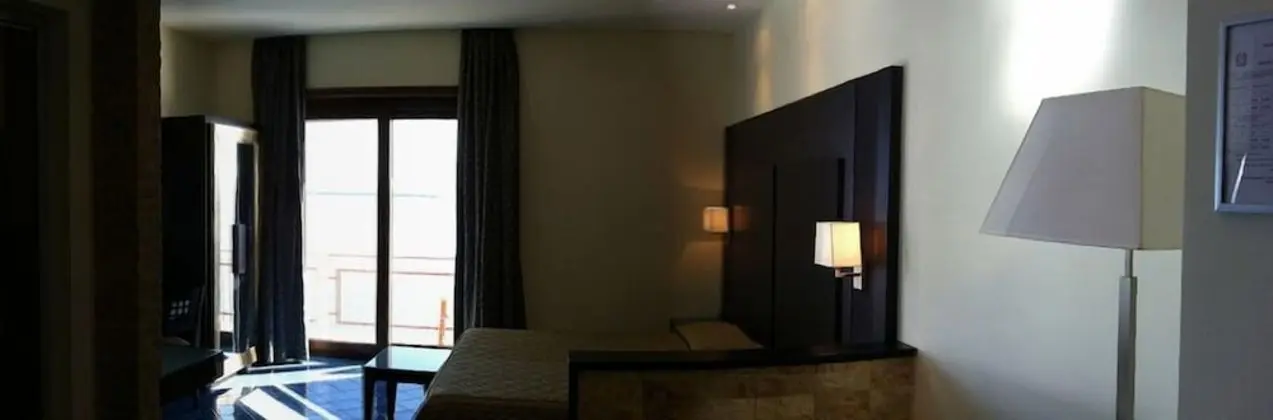 Standard Tek Büyük veya İki Ayrı Yataklı Oda, Deniz Manzaralı