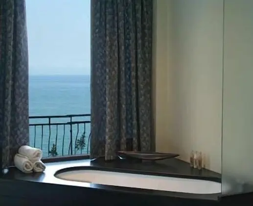 Superior Tek Büyük veya İki Ayrı Yataklı Oda, 1 Çift Kişilik veya 2 Tek Kişilik Yatak