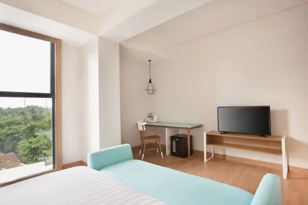 Boutique Room (Free laundry 2 pieces per day)