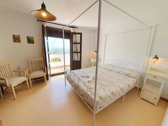 Comfort Tek Büyük Yataklı Oda