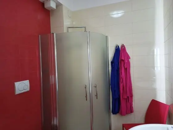 Family Dört Kişilik Oda, Buzdolabı ve Mikrodalga