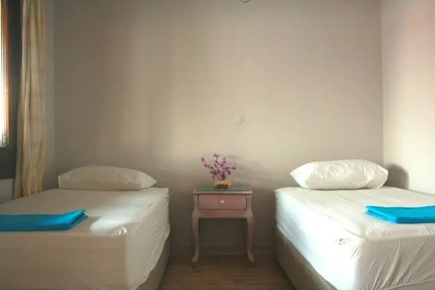 Standard Ortak Ranzalı Oda
