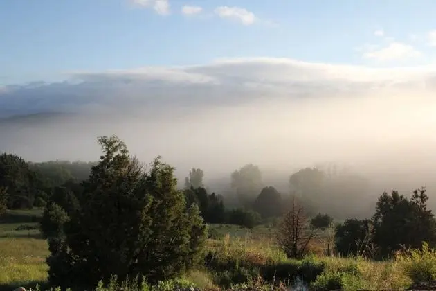 Ev (La Luna: Ideal Nature Retreat to stay)