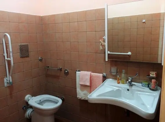 Üç Kişilik Oda, Engellilere Uygun, Özel Banyo