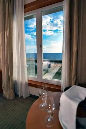 Comfort Tek Büyük Yataklı Oda, Kısmi Deniz Manzaralı