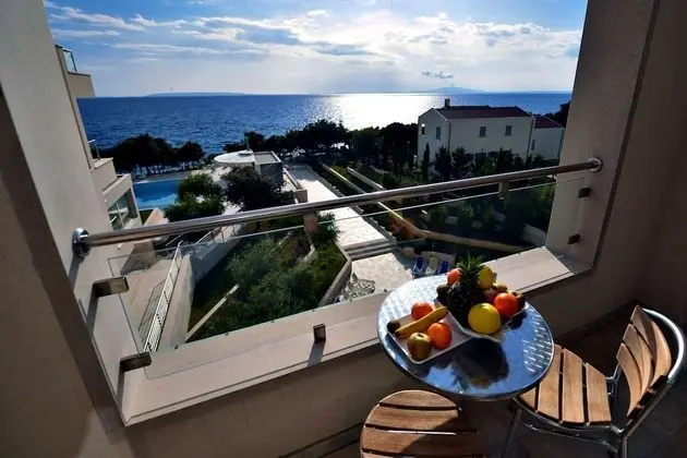 Premium Tek Büyük Yataklı Oda, Balkon, Deniz Manzaralı