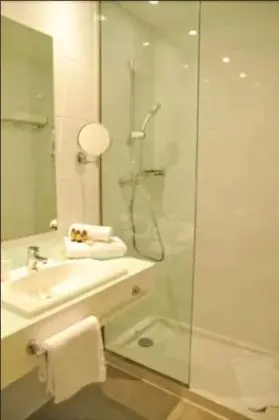 Tek Büyük Yataklı Oda, Teras