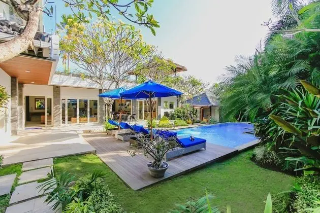 Villa, 4 Yatak Odası, Kişiye Özel Havuzlu