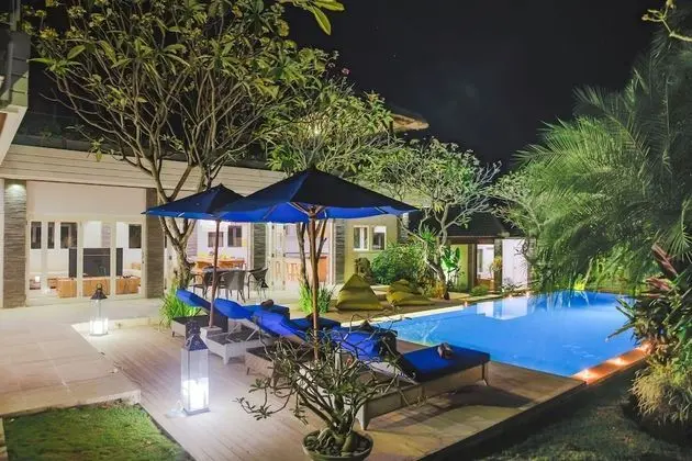 Villa, 4 Yatak Odası, Kişiye Özel Havuzlu