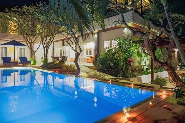 Villa, 4 Yatak Odası, Kişiye Özel Havuzlu