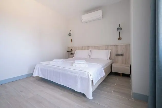 Standard Üç Kişilik Oda, Deniz Manzaralı