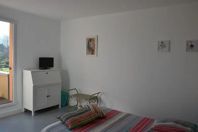 Superior Tek Büyük Yataklı Oda, Banyolu/Duşlu, Dağ Manzaralı (Chambre Cybèle)