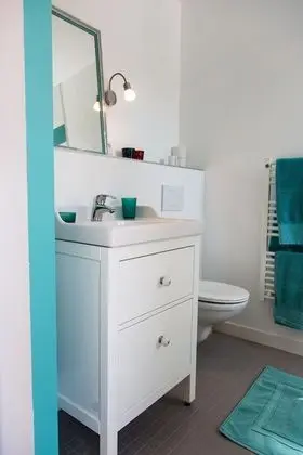 Superior Tek Büyük Yataklı Oda, Banyolu/Duşlu, Dağ Manzaralı (Chambre Cybèle)