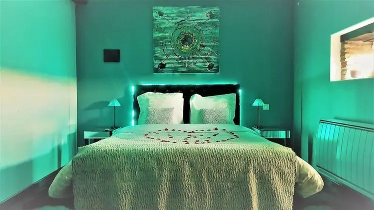 Deluxe Süit, Sıcak Su Havuzu (Au-Dessus des Nuages)