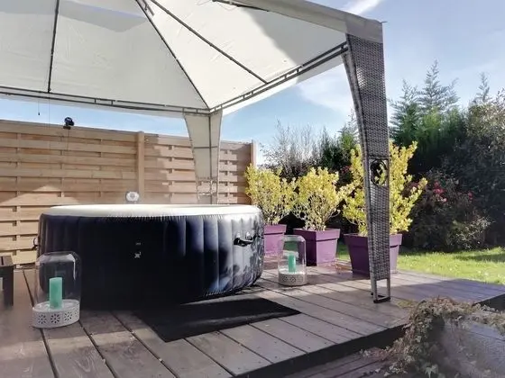 Deluxe Süit, Sıcak Su Havuzu (Au-Dessus des Nuages)