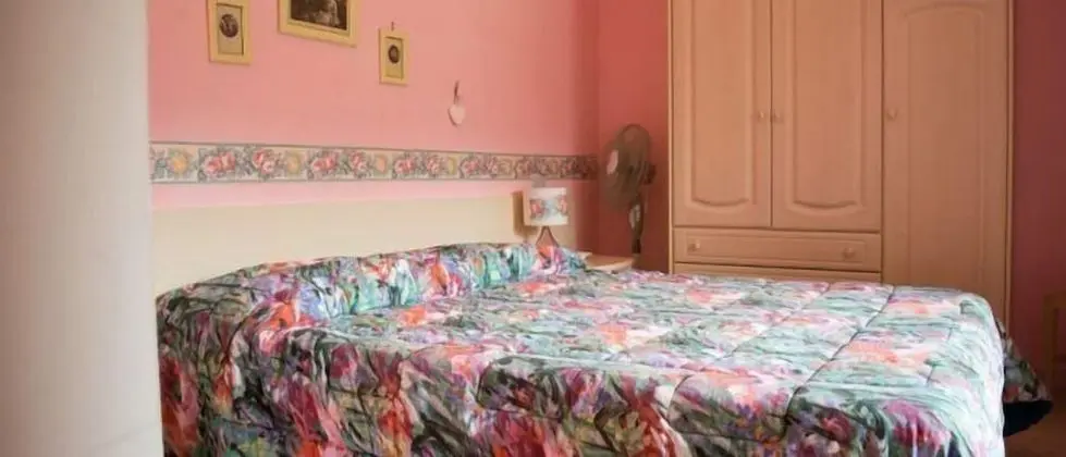 Panoramic Tek Büyük Yataklı Oda