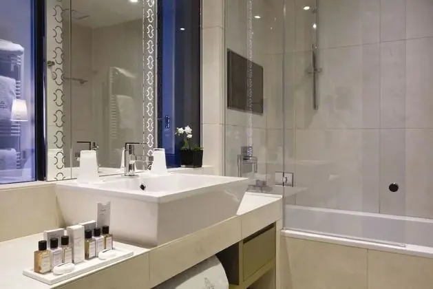 Deluxe Üç Kişilik Oda