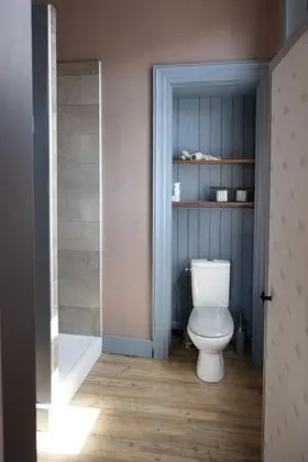 Üç Kişilik Oda (Bovary)