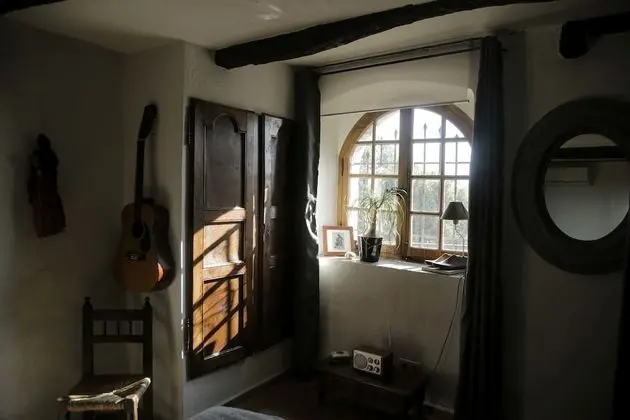 Romantic Süit, 1 Büyük (Queen) Boy Yatak ve Çekyat, Engellilere Uygun