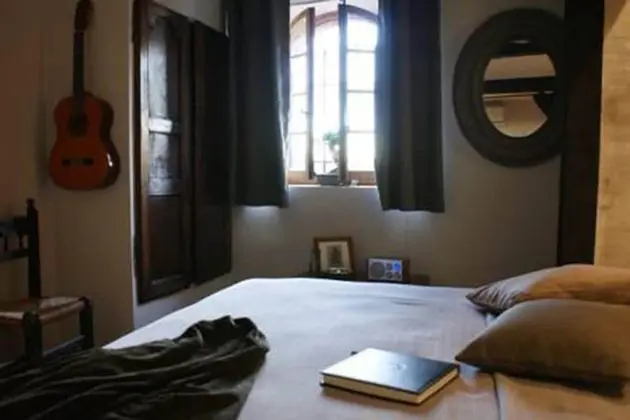 Romantic Süit, 1 Büyük (Queen) Boy Yatak ve Çekyat, Engellilere Uygun