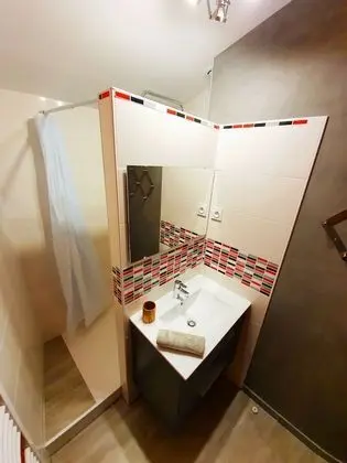 Ortak Ranzalı Oda, Ortak Banyo (Le Dortoir - 6 personnes)