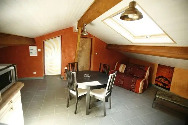 Basic Stüdyo (Soir de Lune)