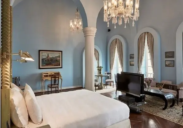 Beach Front Suite