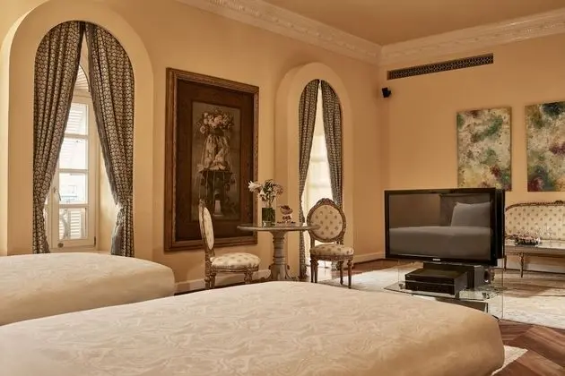Premium Suite