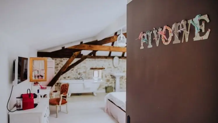 Tek Büyük Yataklı Oda (Pivoine)