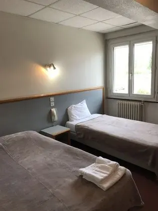 Üç Kişilik Oda
