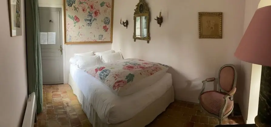 Comfort Tek Büyük Yataklı Oda, Banyolu/Duşlu (Petite)
