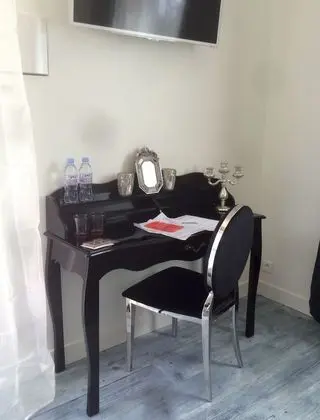 Comfort Tek Büyük Yataklı Oda, Banyolu/Duşlu (Roseraie)