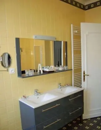 Comfort Tek Büyük veya İki Ayrı Yataklı Oda, Şehir Manzaralı