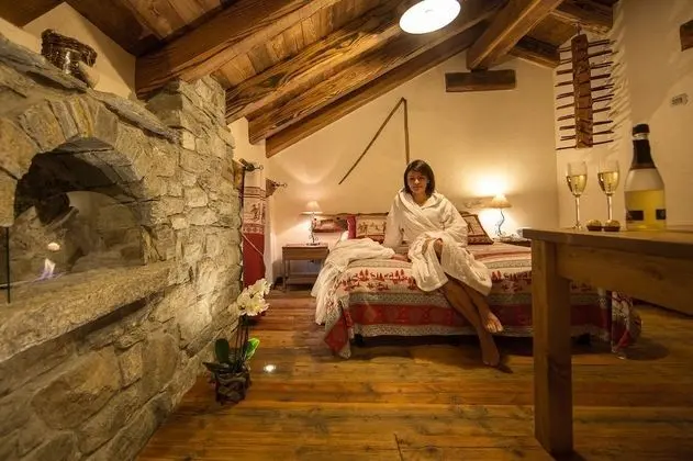 Tek Büyük veya İki Ayrı Yataklı Oda, 1 Yatak Odası