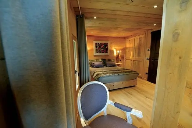 Classic Tek Büyük Yataklı Oda (TERA)