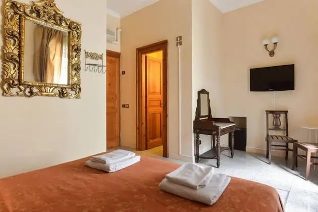 Tek Büyük veya İki Ayrı Yataklı Oda