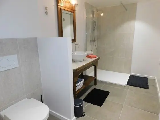Family Süit, Özel Banyo, Bahçe Manzaralı (4)