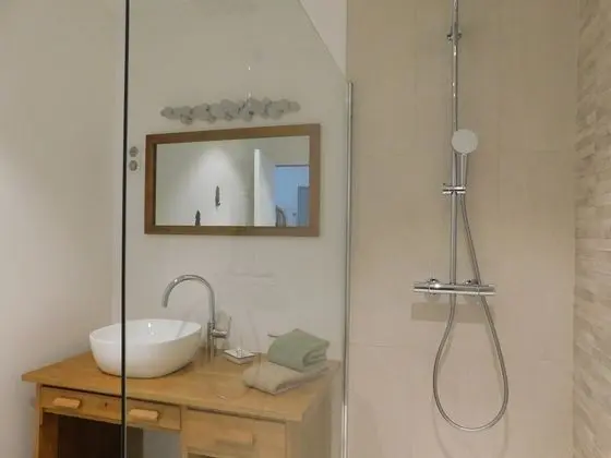 Tek Büyük veya İki Ayrı Yataklı Oda, Özel Banyo, Bahçe Manzaralı (3)